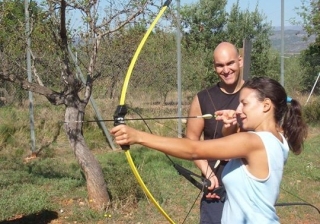 Practicando tiro con arco